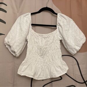 🦋2 For $50🦋 Mexx White Puff Sleeve Smocked Blouse